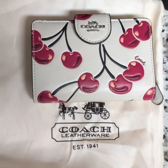 Coach Cherry Hamptons Hobo Leather Shoulder Bag And Wallet Matching Set - Picture 9 of 14